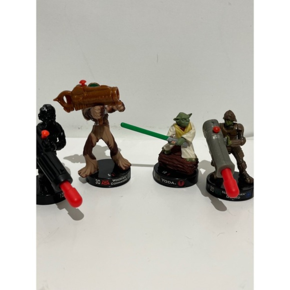 Star Wars Attacktix Battle Figure Lot Yoda Wookiee TIE Pilot Neimoidian G 2005